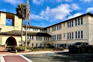 Alachua County School Calendar (2022-2023) with Holidays